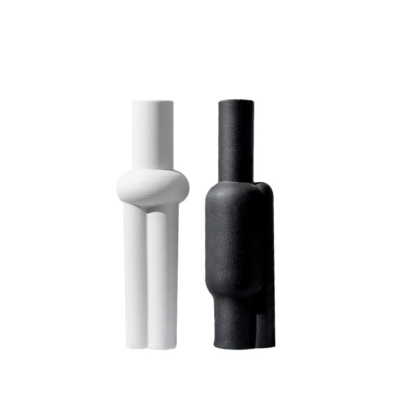 Creative Black and White Ceramic Vase – Modern Nordic Home Decor, Frosted Finish