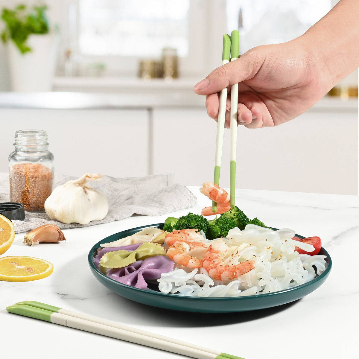 High-Temperature Resistant Matte Finish Chopsticks with Silicone Tips - Kitchen Dining