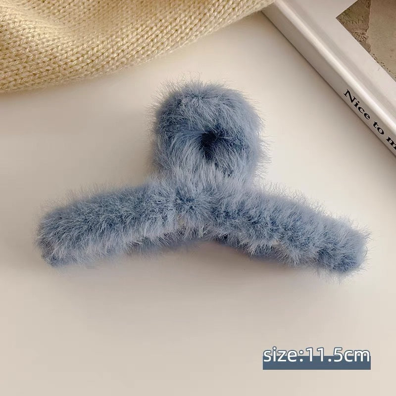 Large Plush Hair Clip with Elegant Design for Hair Accessories