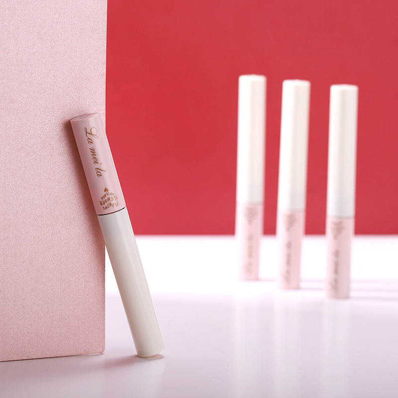 Long-Lasting Curling Mascara - Smudge-Resistant, Volumizing, Easy to Apply