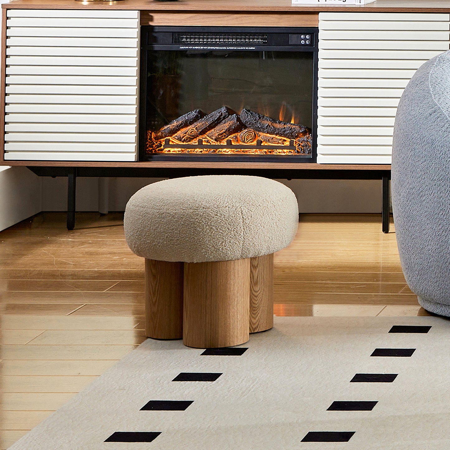 W8017-1 Mushroom Stool, Grieg Plush Cushion, Wooden Barrel PVC Pipe,