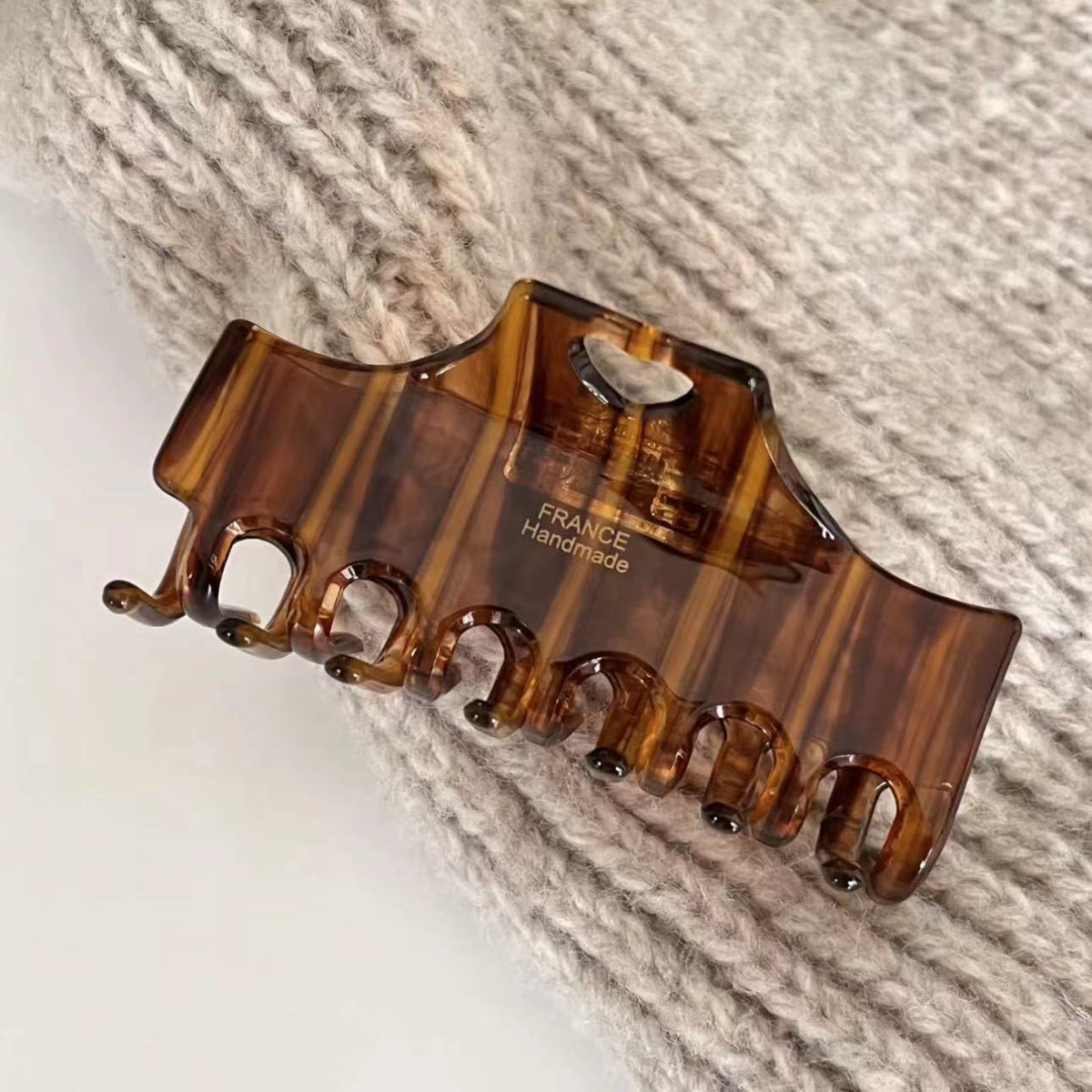 Striped Contrast Color Acetate Hair Clip