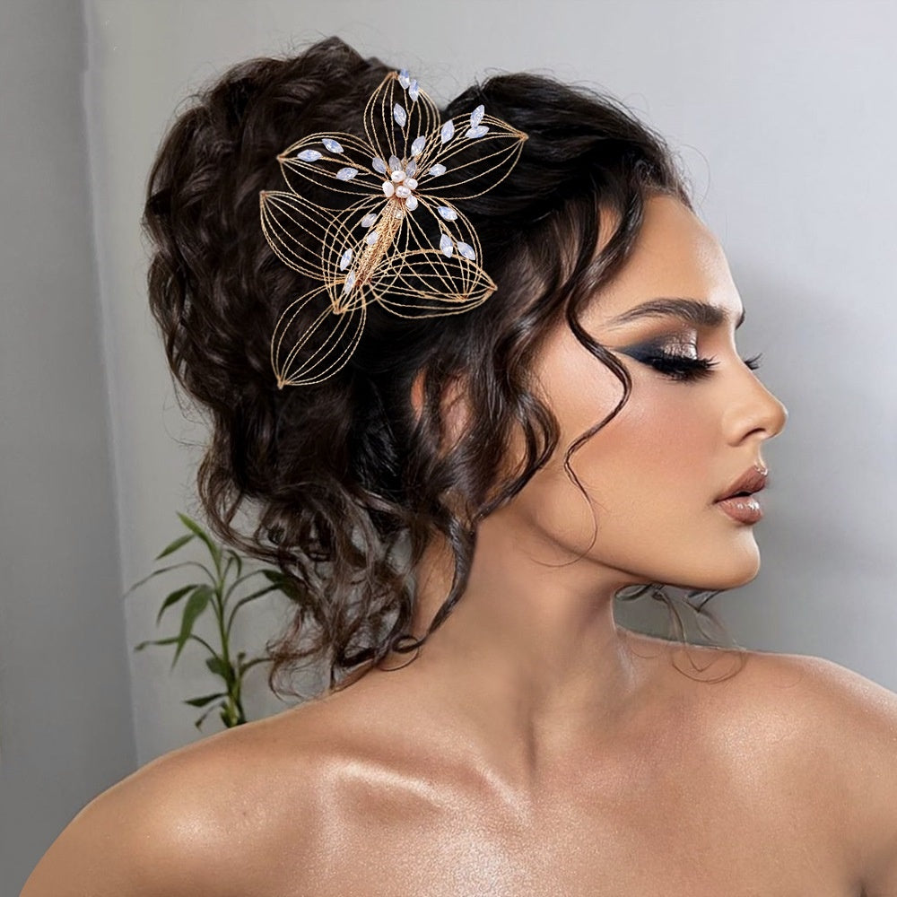 Bridal Headdress Hair Comb with Hollow Leaf Design