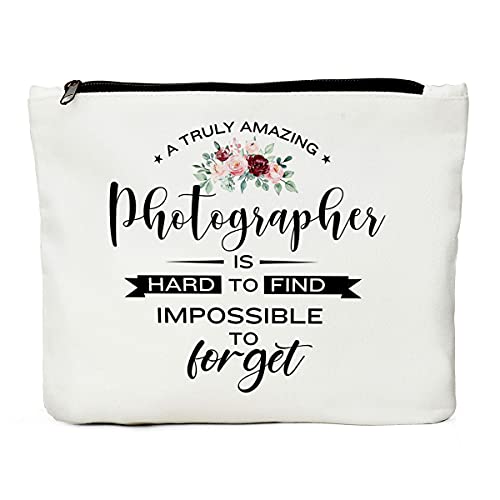 Photography lover Amazing Funny Gift, Hard to Find Christmas Birthday Graduation Thank You Gift for Videographers Makeup Bag
