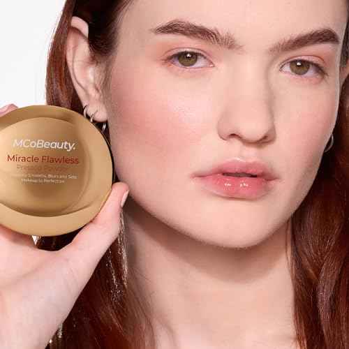 MCoBeauty - Miracle Flawless Pressed Powder - 1 Light Shade - Compact Setting Powder with Rose Flower Extract and Sweet Almond Oil - Helps Finish and Refine the Look of Makeup