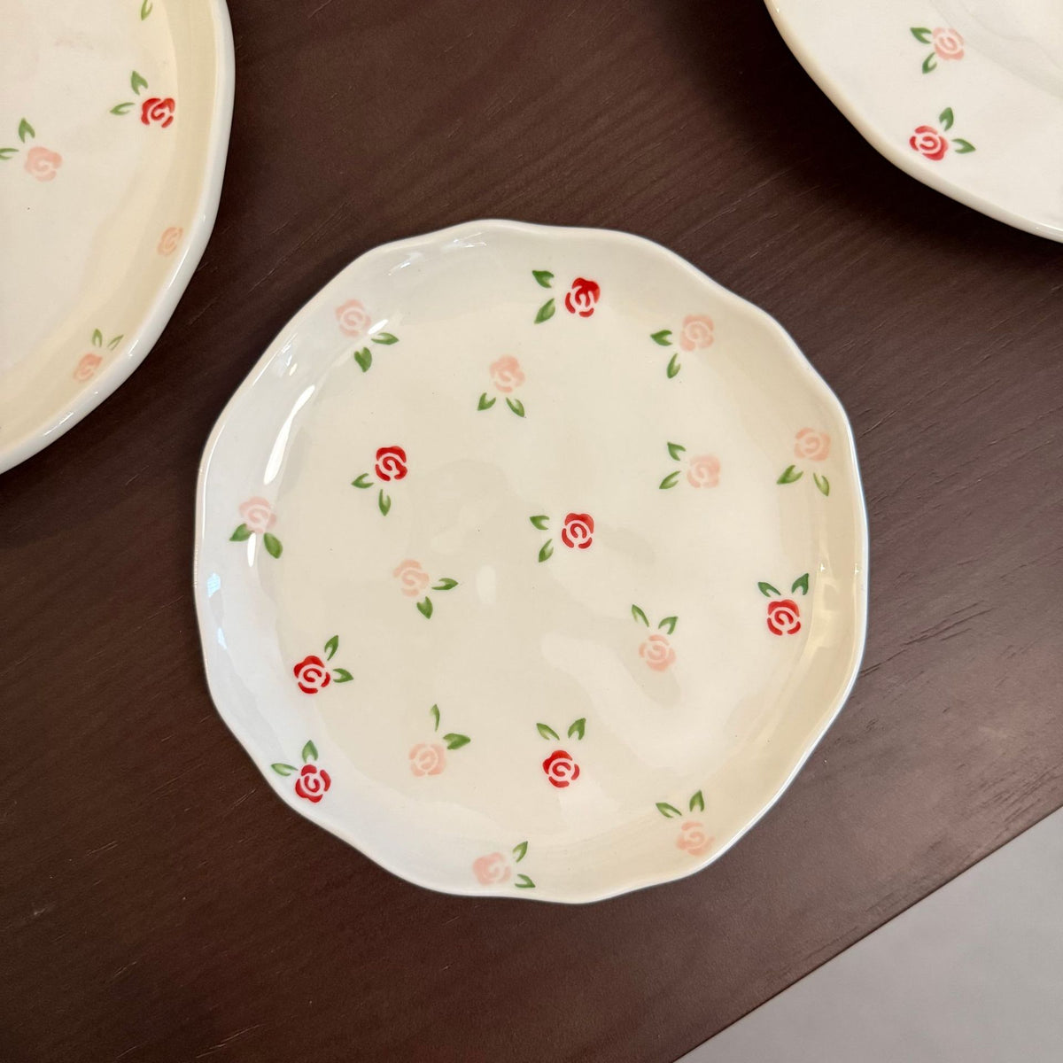 Small Irregular Floral Ceramic Plate - Hand-Painted Kitchen Decor