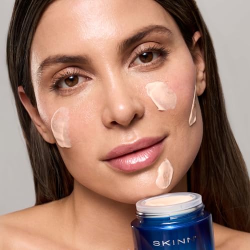 SKINN Age Reset, Anti-Aging Facial Day Cream with SPF 30 - Daily Lightweight Multi-Correction Face Moisturizer Firms, Hydrates & Brightens Skin ? with Vitamin C+ 100% Mineral SPF