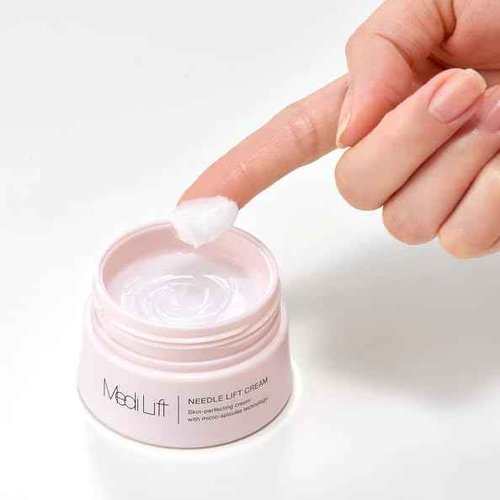 MEDI LIFT NL Signature Cream - Anti Aging Face Cream with Micro-Spicule Technology, Collagen & Hyaluronic Acid, Anti Wrinkle Skin-Perfecting Hydro Boost Moisturizer for Women, 0.8 oz / 25g