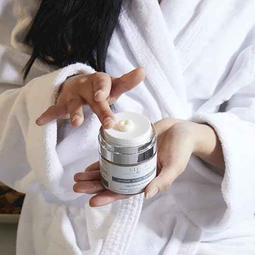 Advanced Anti Aging Retinol Cream Twin Set for Women & Men - With Retinol, Hyaluronic Acid & Vitamin E - Anti Aging Treatment Reduces Wrinkles & Fine Lines - Gentle Day and Night Serum, 1.7 Fl Oz