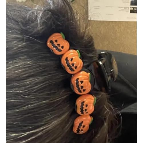 1Pcs Halloween Hair Clips 5D Stereoscopic Pumpkin Design Hair Claw Clips for Thick or Long Hair Large Size Halloween Hair Accessories for Women Strong Hold Clamp Jaw Clips for Cosplay Hair Supplies
