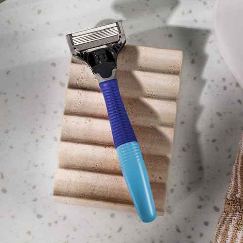 Harry's Original Shaving Kit for Men - Razor Handle and 3 Razor Blade Refill Cartridges - German Engineered - Ocean Blue