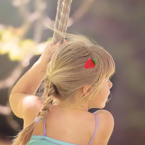 4pcs Strawberry Hair Clips for Girls, Cute Fruit Hair Barrettes Kawaii Metal Alligator Hairclips Duck Bill Clips Y2K Strawberry Hair Accessories Gifts for Baby Girls Toddlers Teenagers