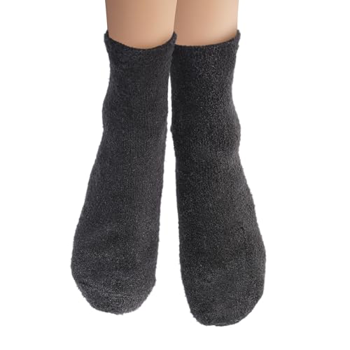 Earth Therapeutics Aloe Vera Socks ? Infused with Natural Aloe Vera & Vitamin E ? Helps Dry Feet, Cracked Heels, Calluses, Rough Skin, Dead Skin - Use with Your Favorite Lotions - Black