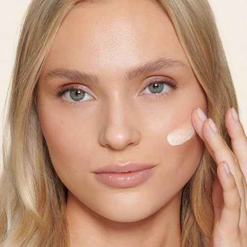 Charlotte Tilbury Unisex Healthy Glow Skin Tint - Hydrating Tinted Moisturizer Enriched with Bronzing Tan Pigments for a Natural-Looking Tan & Glowy Skin