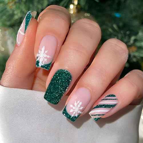 Christmas Green French Tip Press on Nails Square Medium Snowflake Fake Nails Winter Nude Pink False Nails Full Cover Reusable Acrylic Artificial Christmas Stick on Nail for Women 24 Pcs
