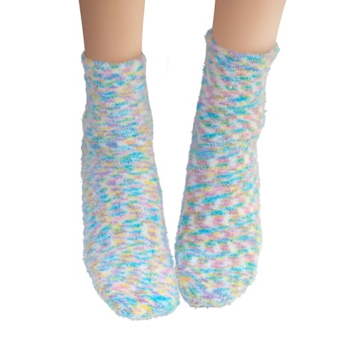 Earth Therapeutics Aloe Vera Socks ? Infused w/Aloe Vera & Vitamin E ? Helps Dry Feet, Calluses, Dead Skin ? Use w/Lotion ? Green/Confetti ? 2 Pairs