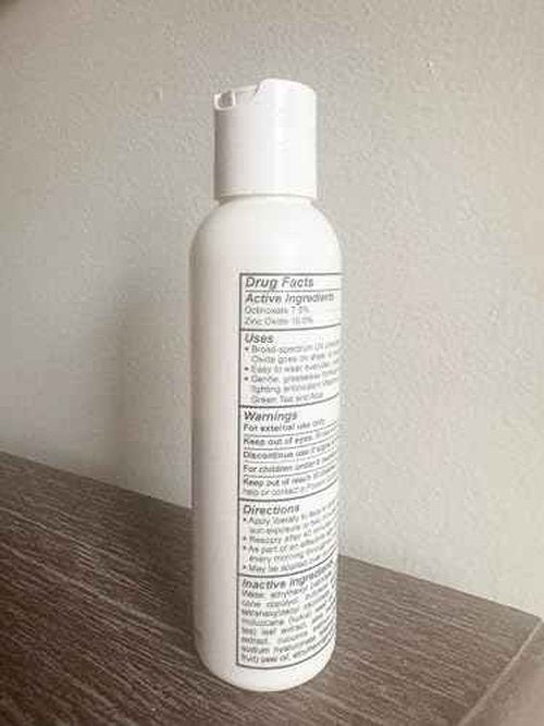 ALLUREC™ Solar Defender SPF 30 UVA/UVB High Protection Sunscreen Lotion Moisturizer Waterproof Unscented Non-Greasy Sport Anti-aging Daily Use for Face Sensitive Skin All Types Women Men Kids Unisex