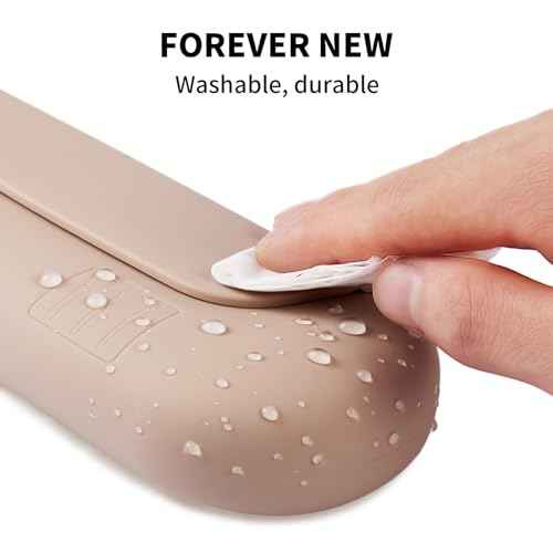 Silicone Makeup Brush Holder Travel Cosmetic Bag£ºSoft Portable Cosmetic Face Brushes Holder with Upgrade Anti-Fall Out Magnetic Closure, Large Travel Makeup Brush Case - Walnut