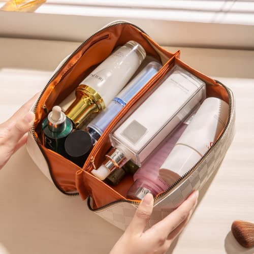 Large Capacity Brown Checkered Makeup Bags Portable Travel Cosmetic Bags Open-Flat Toiletry Bag for Women Girls Make Up Organizer with Divider Pouch Zipper Bag (white-checkered)