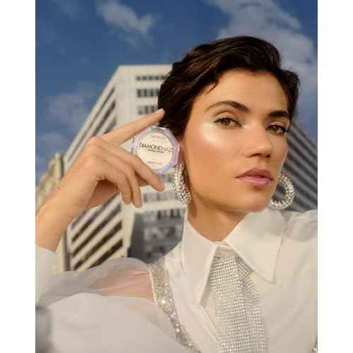 Catrice | Diamond Haze Highlighter (010 Gimme Glitter) | Stunning 3D Shimmer Effect for Face & Body | Silky, Buildable Glow | Vegan & Cruelty Free