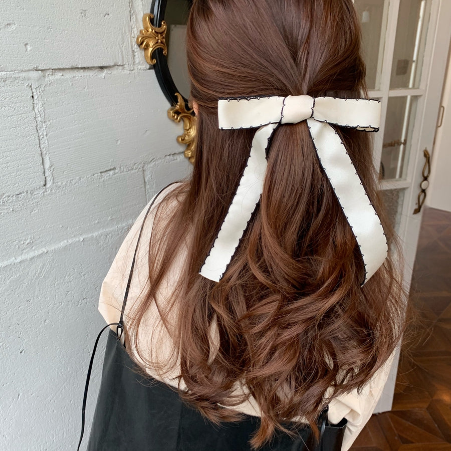 Women's Wavy Bow Hair Clip