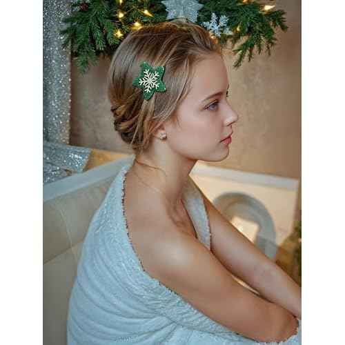 2PCS Christmas Hair Clips for Women Star Shaped Christmas Accessories Xmas Snowflake Hair Decorations Festive Holiday Hairpins Christmas Outfits Hair Accessory Party Gifts Green Red