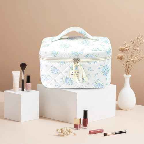 Large Travel Quilted Makeup Bag for Women, Floral Cotton Cosmetic Bag Cute Coquette Aesthetic Floral Toiletry Organizer Bag for Girls Little Blue Rose Cosmetic Zipper Storage Bag