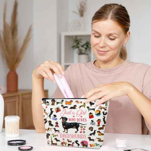 Funny Dachshund Makeup Bag, Dachshund Gift for Dachshund Lover, Dachshund Gifts for Women, Best Gift Idea for Dog Loves, Funny Birthday Christmas Gift For Pet Owner Sister Bestie Bff