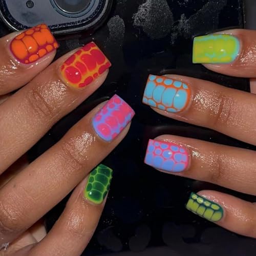 IMRAIN Short Press on Nails Square Colorful Fake Nails with Crocodile-Print Designs Glossy Full Cover Squoval Artificial Nails for Women 24Pcs Y2K Acrylic Nail Kit