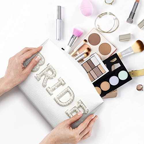 Bride Patch Letter Makeup Bag for Women Bridesmaid Engagement Gift for Her White Pearl Rhinestone Travel Toiletry Bag Make Up Bag Pouch for Purse Bridal Shower Gifts for Engagement Wedding