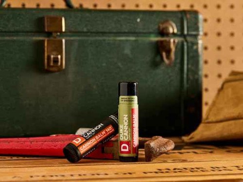 Duke Cannon Balm 140° Tactical Lip Protectant 15 Pack - Blood Orange Mint Flavored Lip Balm for Men with SPF 30, Large Size, Premium Ingredients, 0.56oz Each