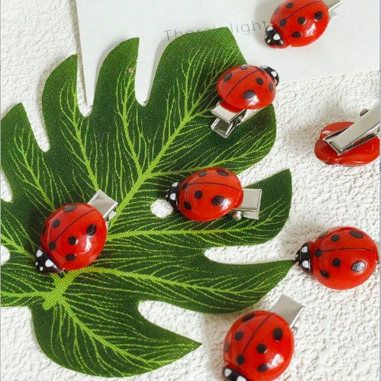 Creative Quirky Korean-Style Faux Ladybug Hair Clip Set for Women