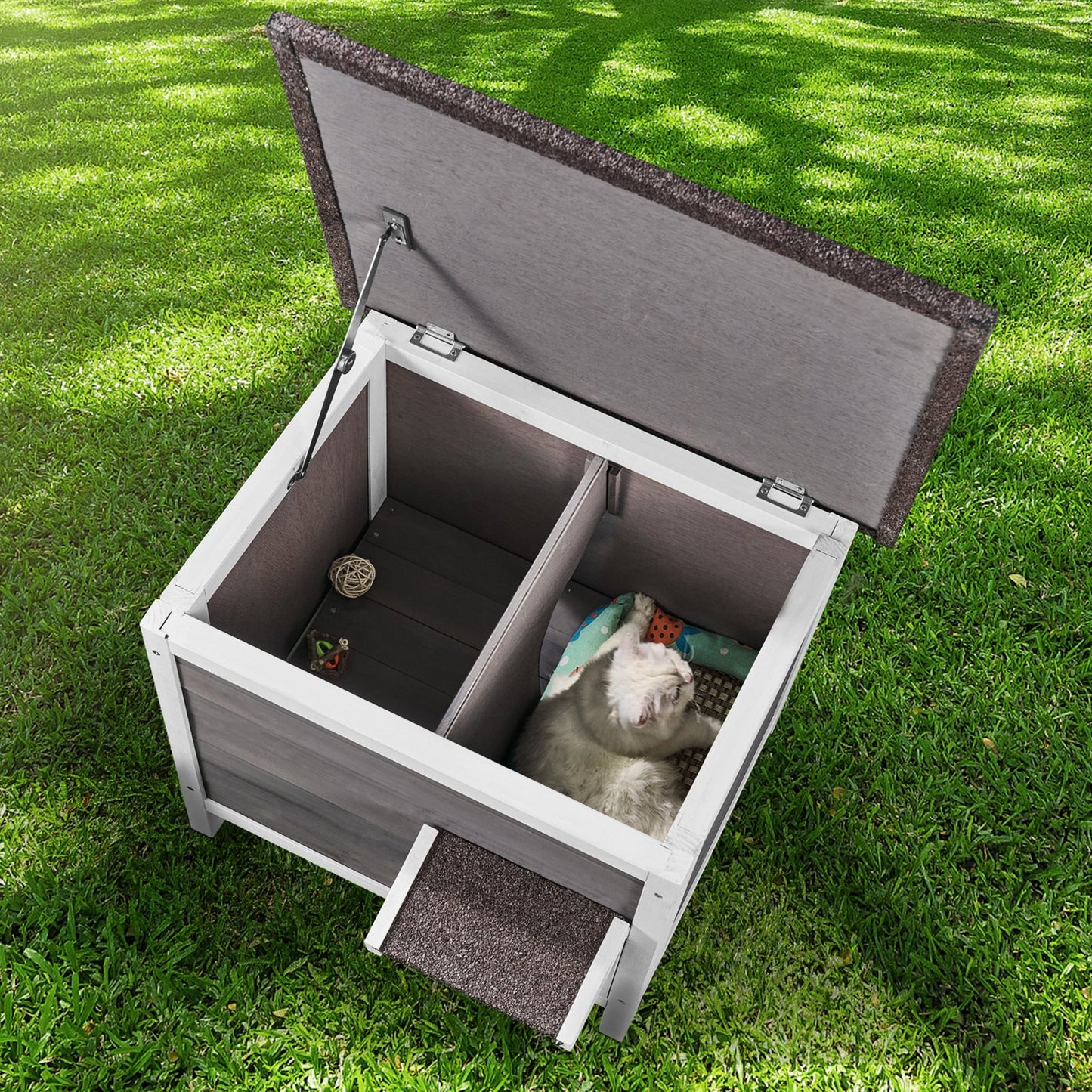 Outdoor Wooden Cat House Shelter with Roof & PVC Door Flaps - Feral Cat Shelter