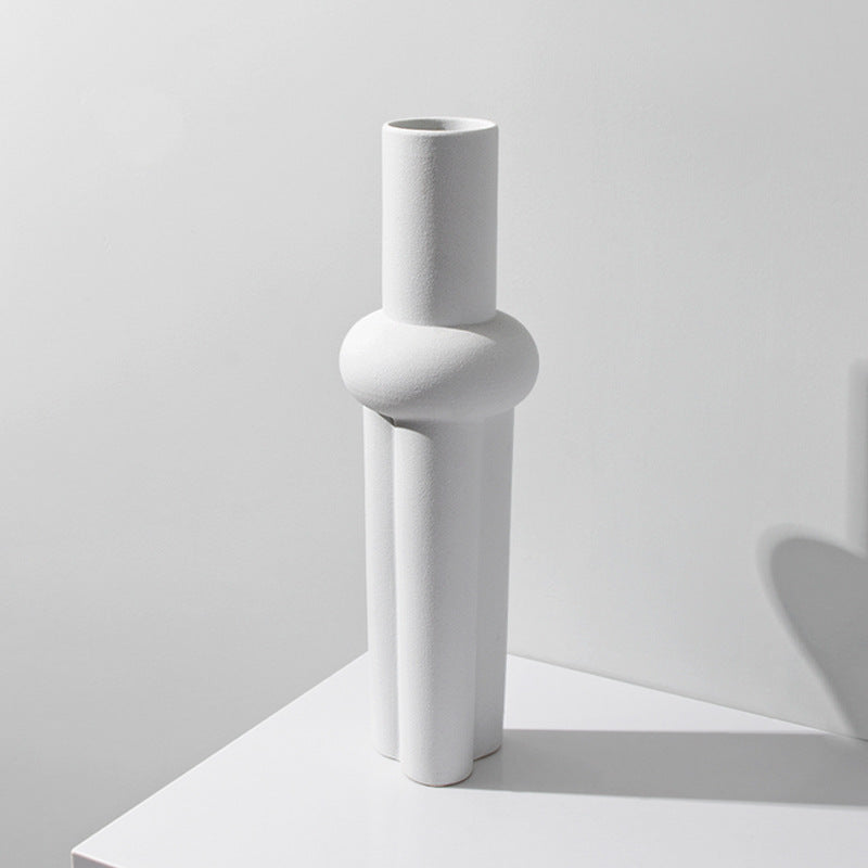 Creative Black and White Ceramic Vase – Modern Nordic Home Decor, Frosted Finish