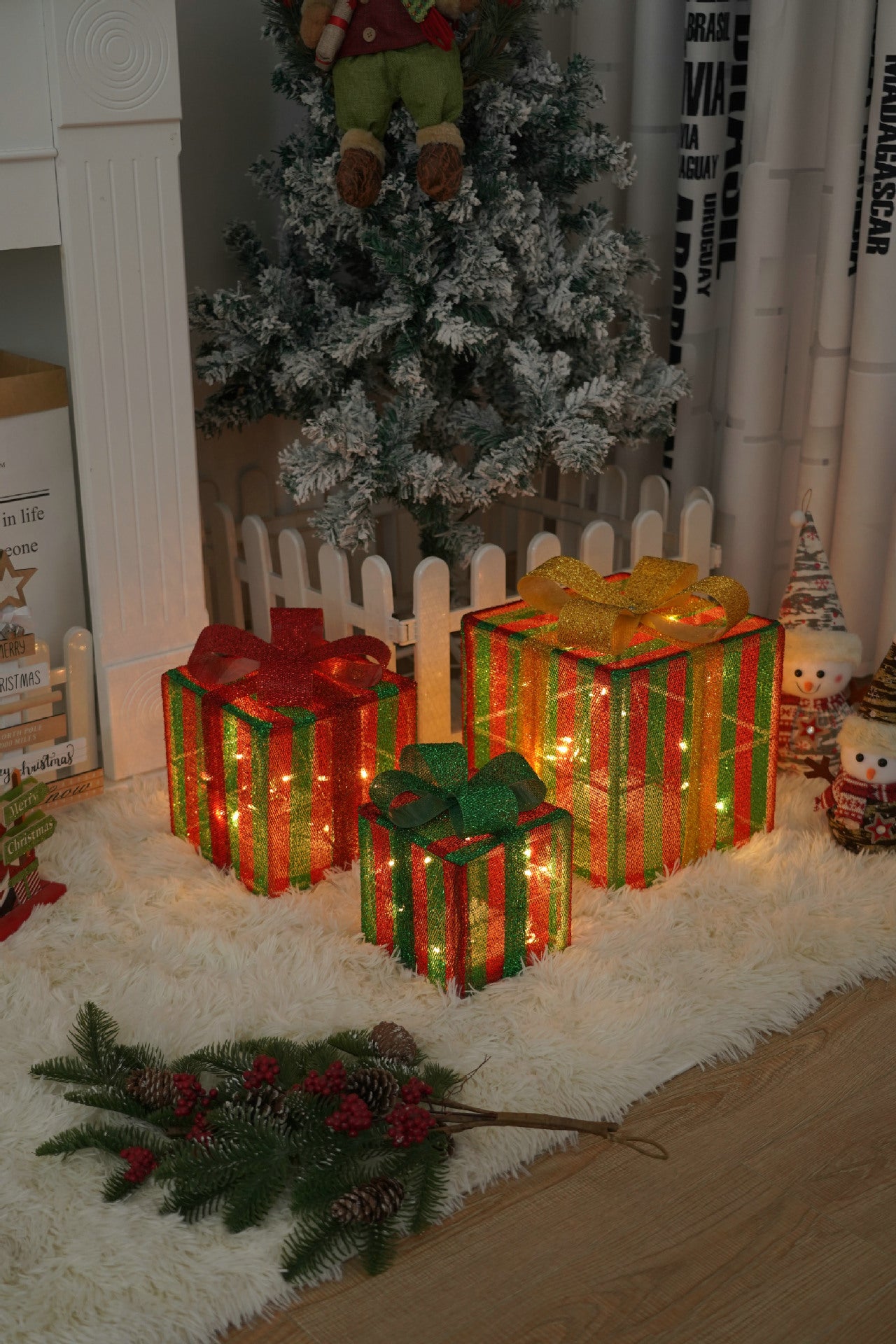 Remote Control Christmas Gift Box Lights - Holiday Decorative LED Set