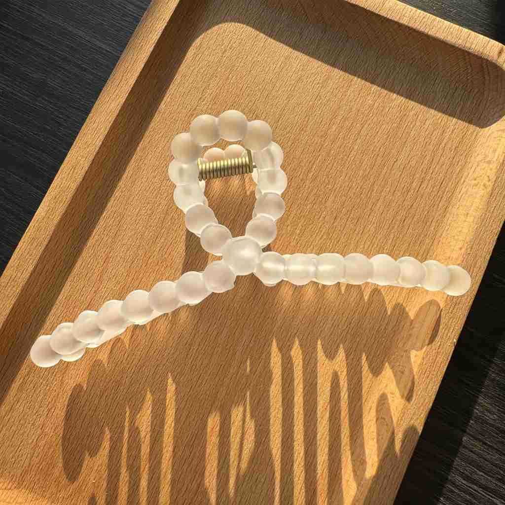 Lady Updo Shark Clip Hair Accessories - Colorful Plastic Hair Clips for Women