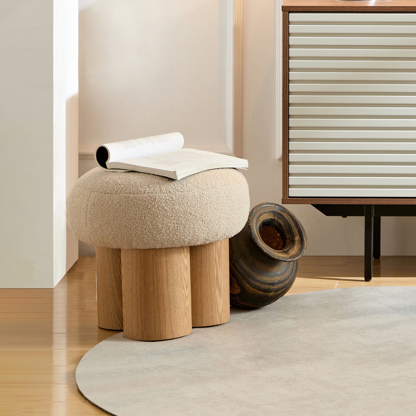 W8017-1 Mushroom Stool, Grieg Plush Cushion, Wooden Barrel PVC Pipe,