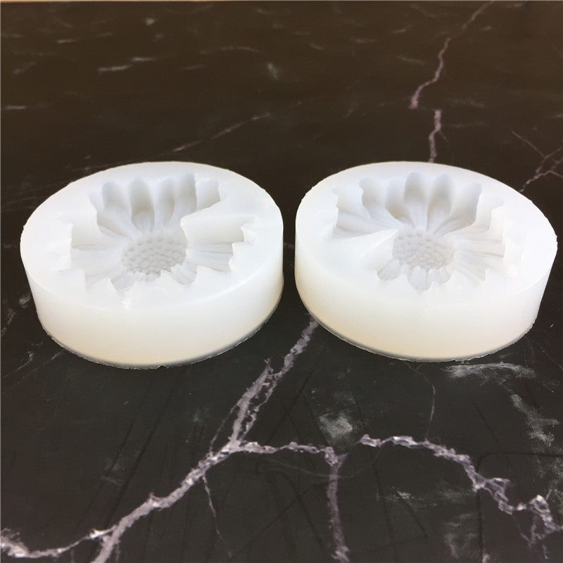 Silicone Mold for Phone Shell Stickers - Decorative Epoxy, Cake & Craft Mold
