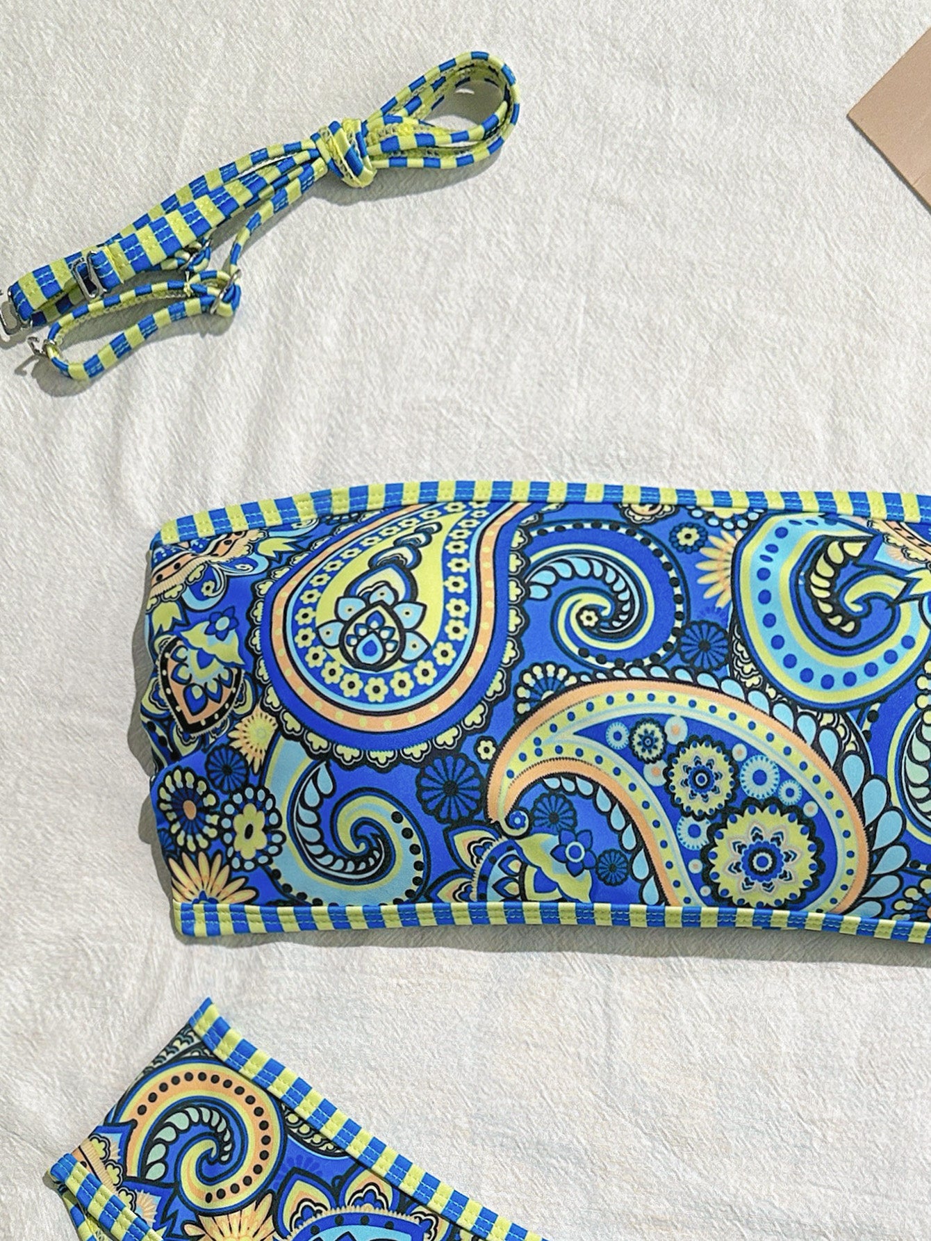 Women's Paisley Print Bandeau Bikini Set - Strapless & High Cut
