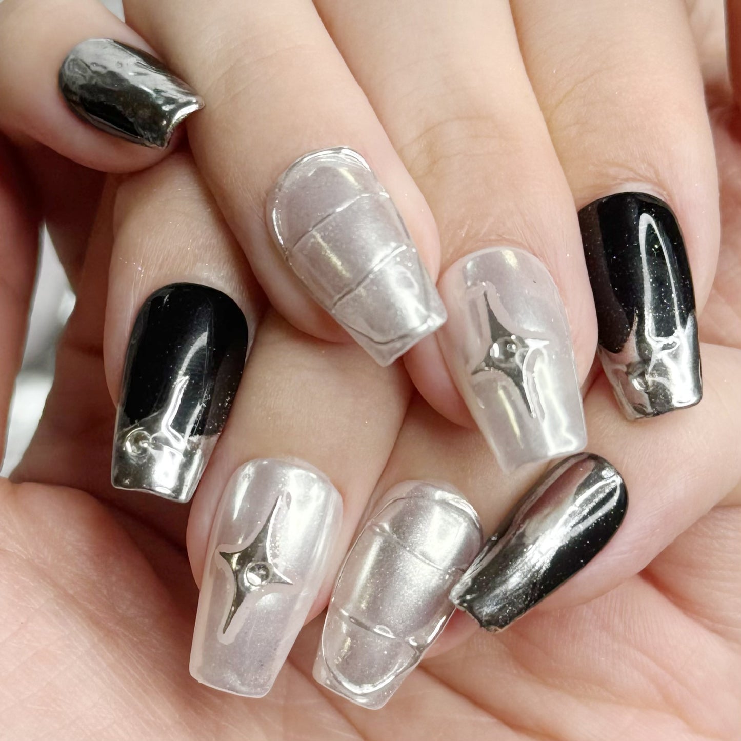 Women's Nail Art Kit with Four Eight-Pointed Star Designs - Long T & XS-L Sizes