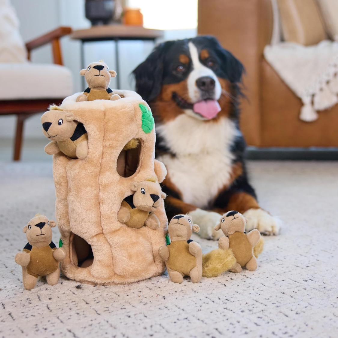 Interactive Squirrel Dog Toy 2-in-1 Plush Puzzle with Squeaky Squirrels - Brown