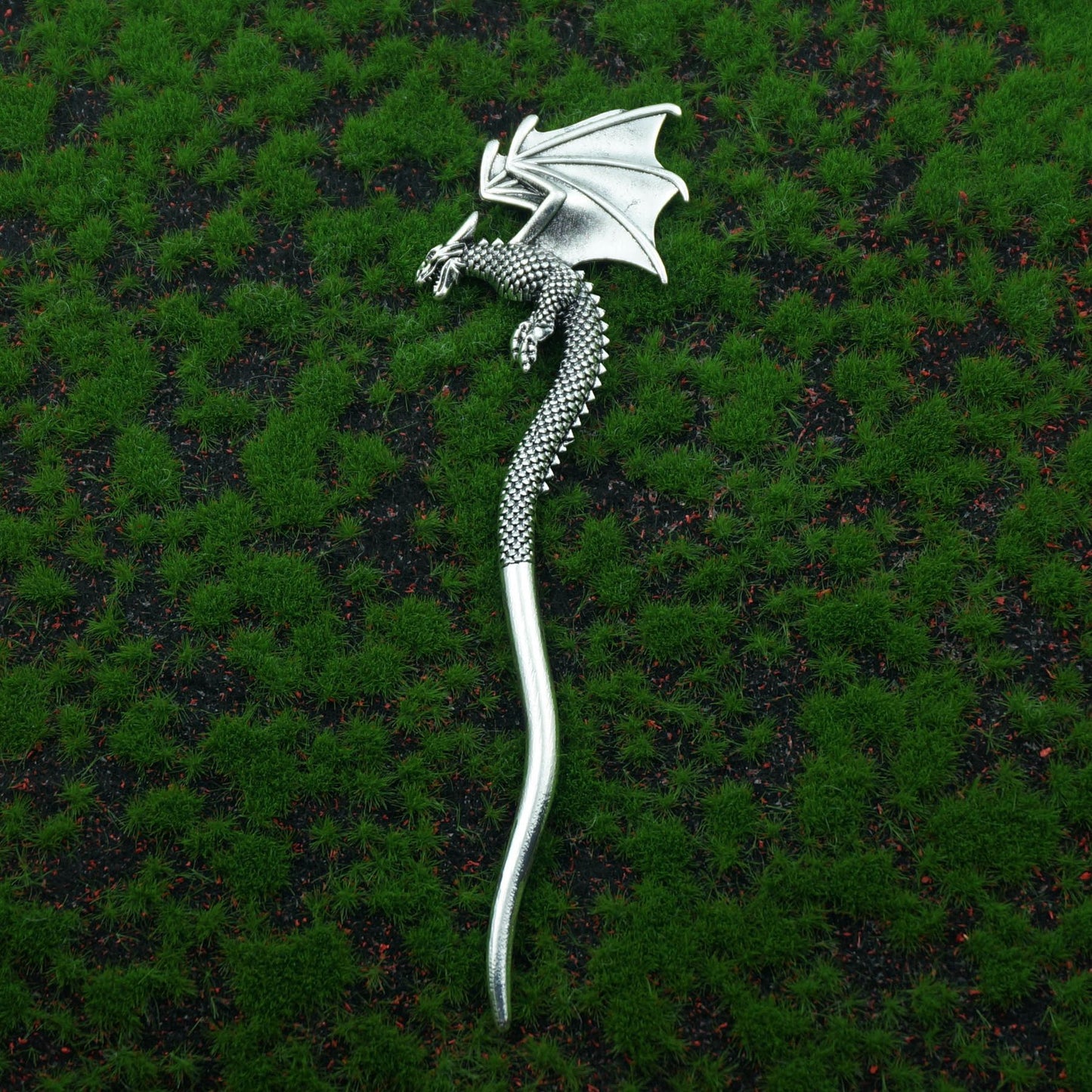 Chinese Style Dragon-Shaped Tassel Hairpin for Elegant Hairstyles