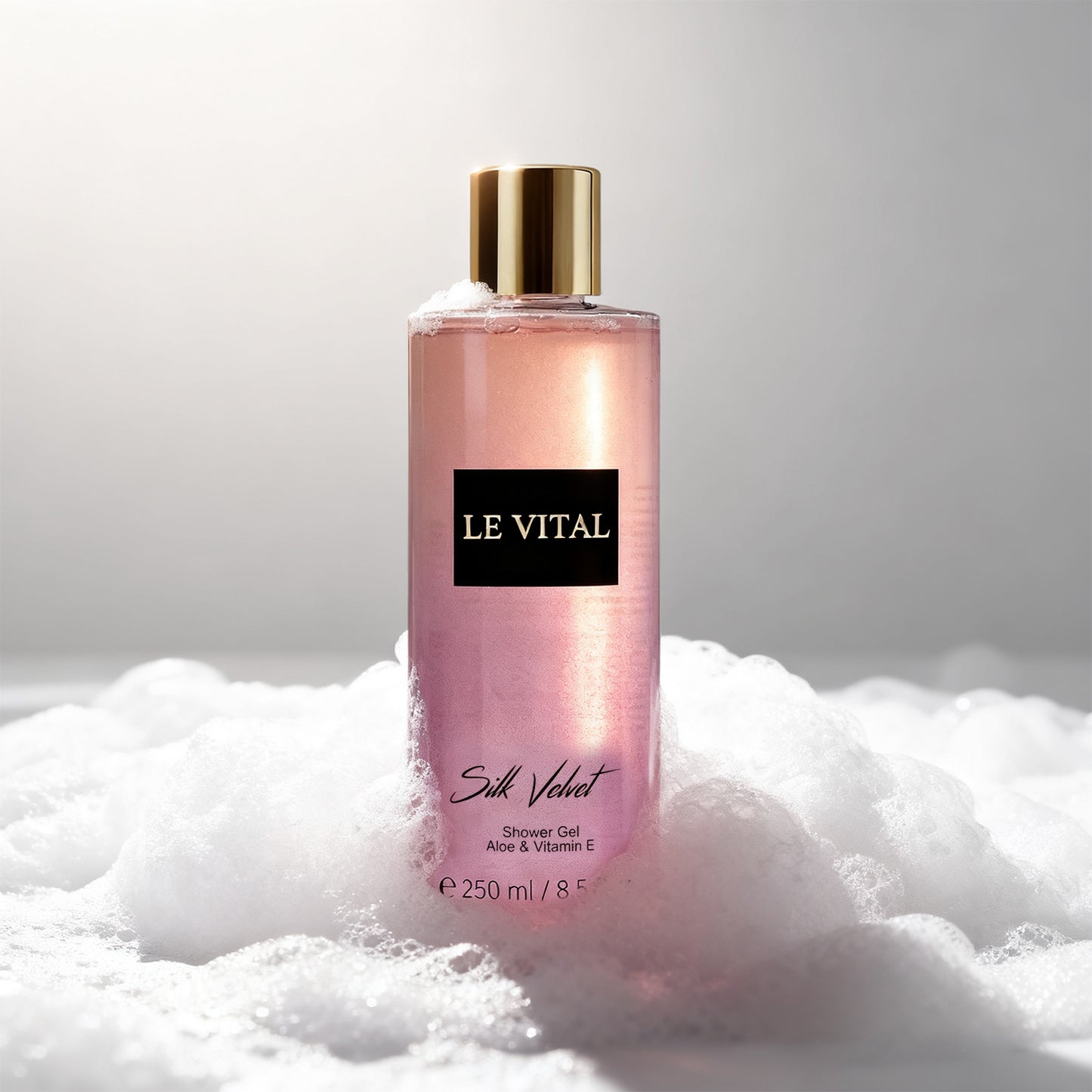 Hydrating Body Wash with Aloe Vera & Vitamin E - 8.5 Fl Oz Silk Vehat