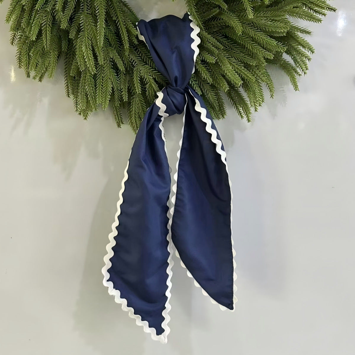 Lace Ribbon Ring Accessory for Celebrations and Decorations