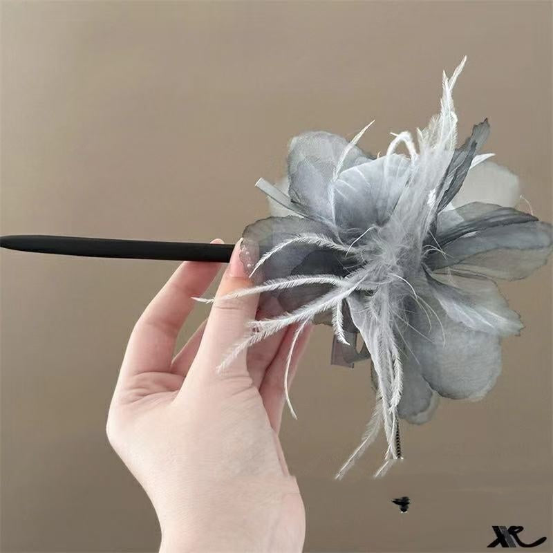 Vintage Flower and Feather Hair Stick for Women - Traditional Chinese Style Hair Ornament