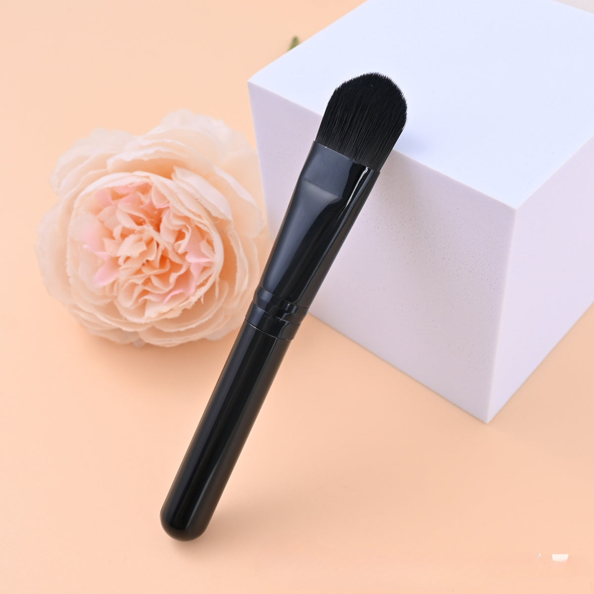 Facial Mask Brush - Portable Clay Mask Applicator for Skincare