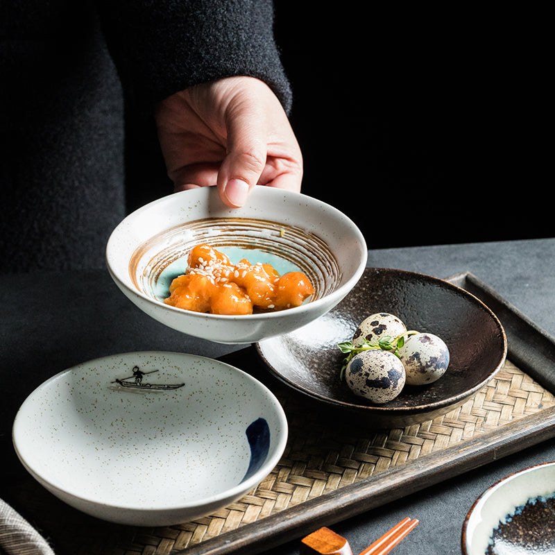 Japanese Style Small Round Shallow Porcelain Bowl for Vegetables & Seasonings