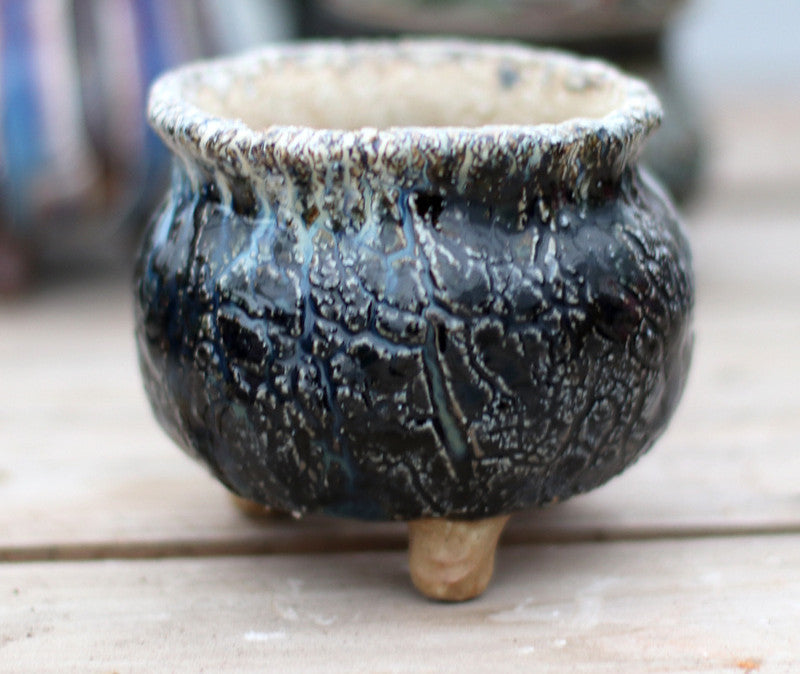 Creative Ceramic Flowerpot with Hand-Controlled Bursting Flow Glaze