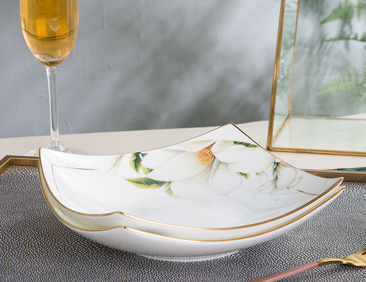 Nordic Style Bone China Dinner Plate Set with Gold Trim - 8 Inch Home Tableware