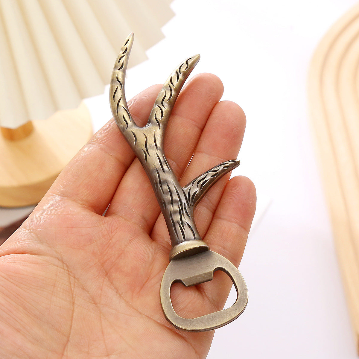Creative European Beer Bottle Opener with Zinc Alloy Finish - Christmas Antler Design